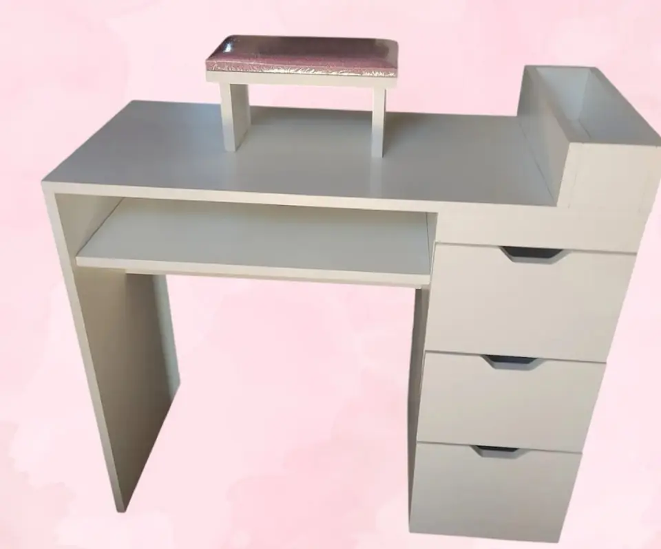 Mesa manicura 3 cajones