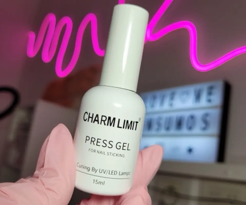 Press gel charm LIMIT