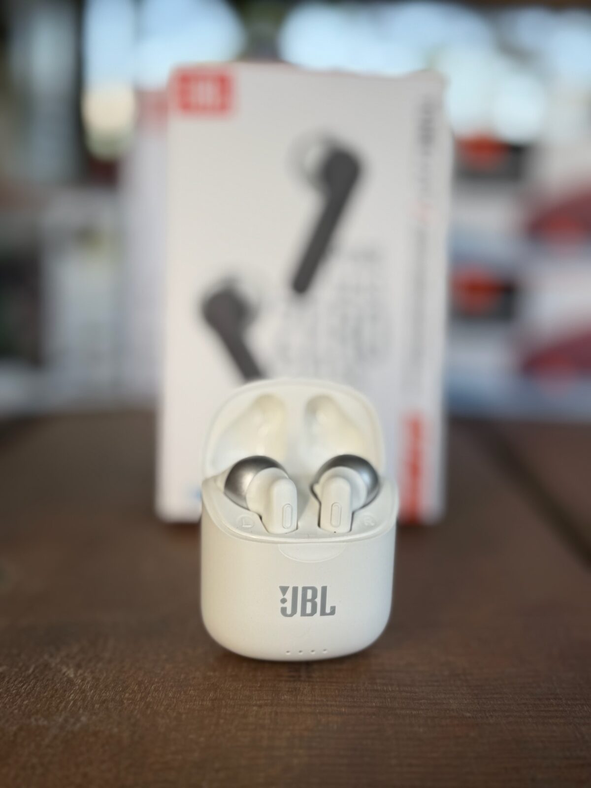 Auriculares JBL Tune 220BT Color Blancos