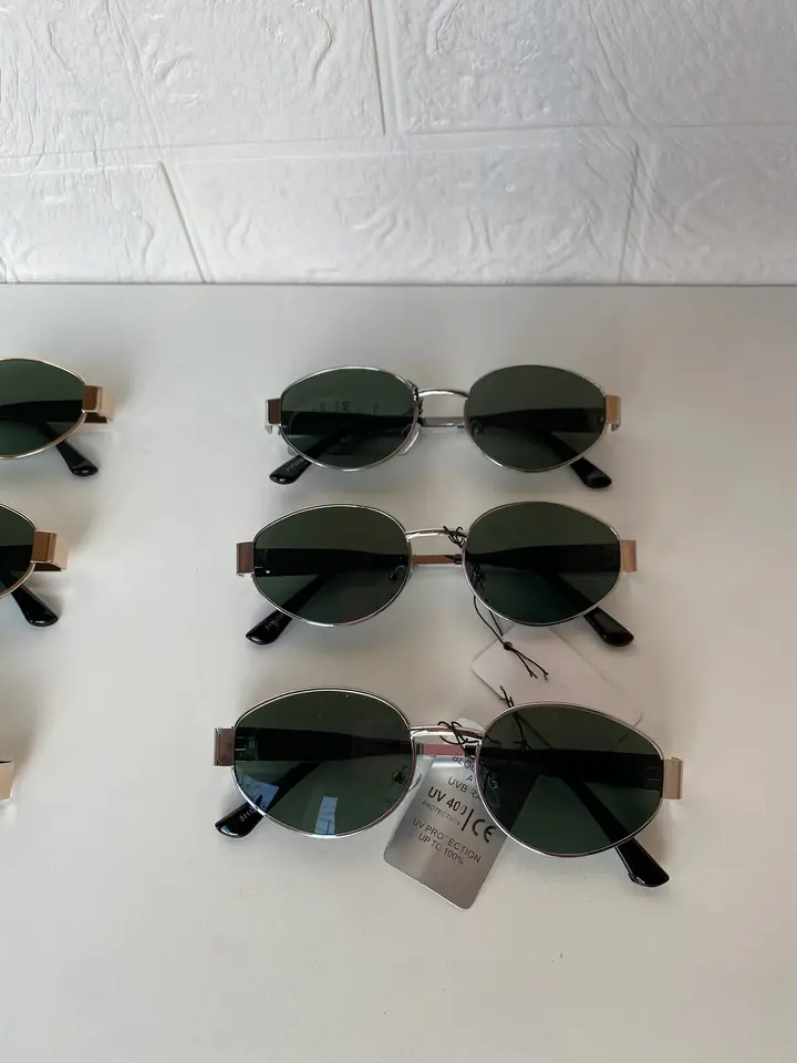 Lentes de Sol Tendencia 400UV (Armazón Dorado)