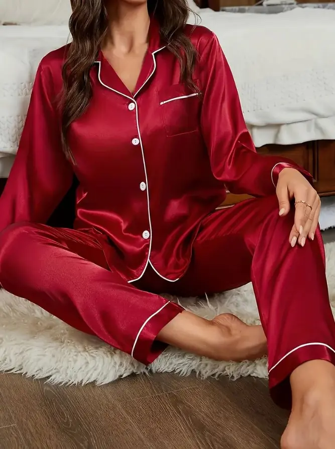 Pijama Satén Largo Rojo Liso