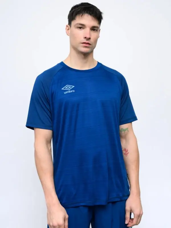 Remera Umbro Zest