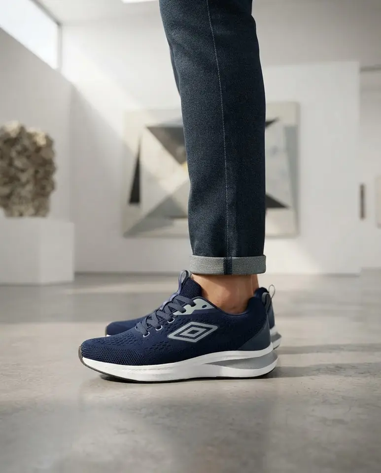 CHAMPIÓN DEPORTIVO UMBRO VEGA PARA HOMBRE MARINO
