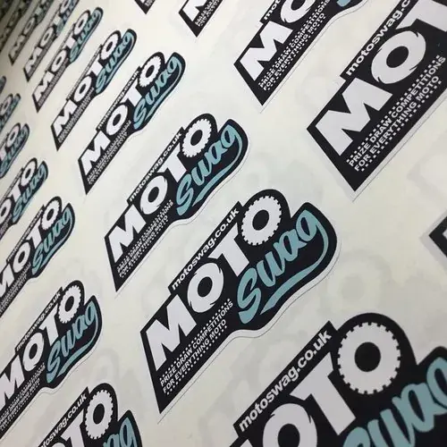 Stickers (vinilo rectangulares o oblicuos).