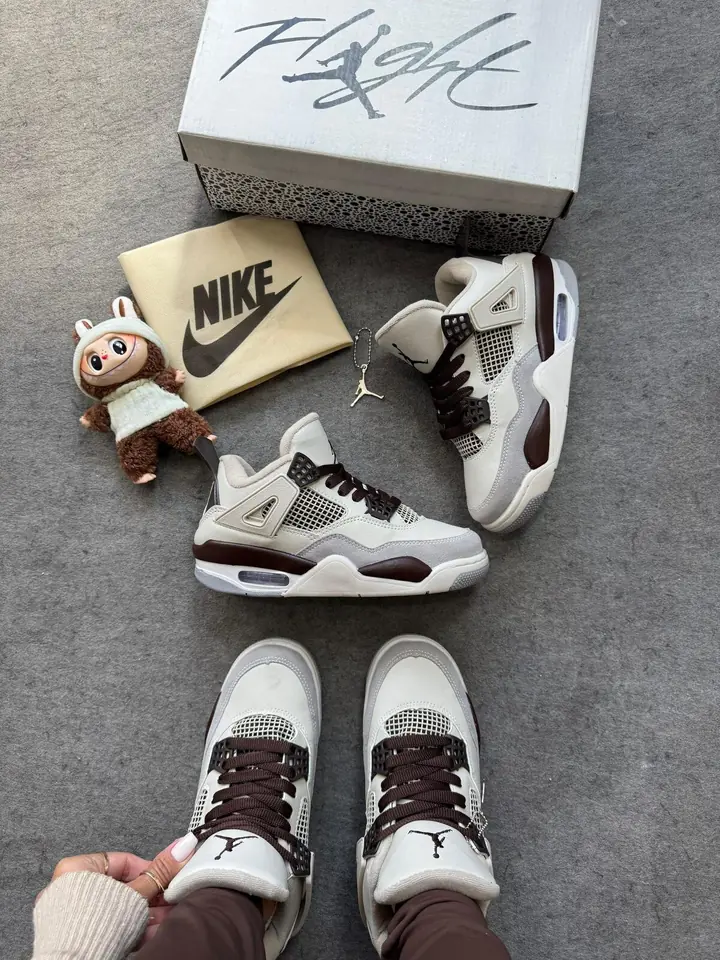 Air Jordan 4 Retro - Coffee