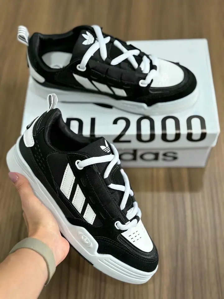 Adi2000 - Black & White Contrast