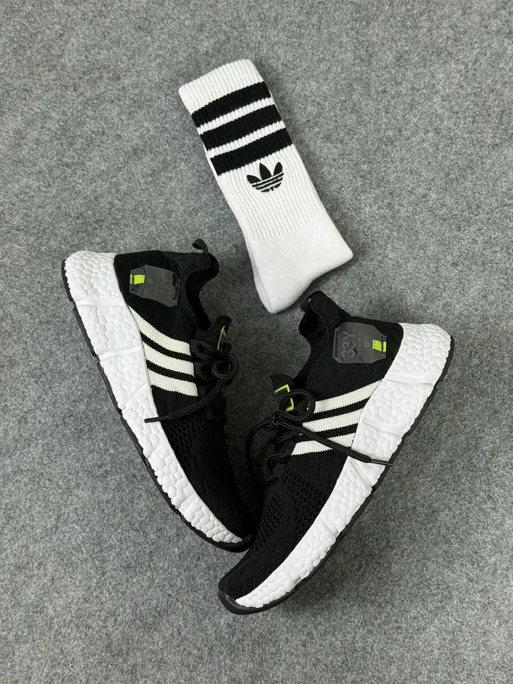 Adidas 33Y - Negro