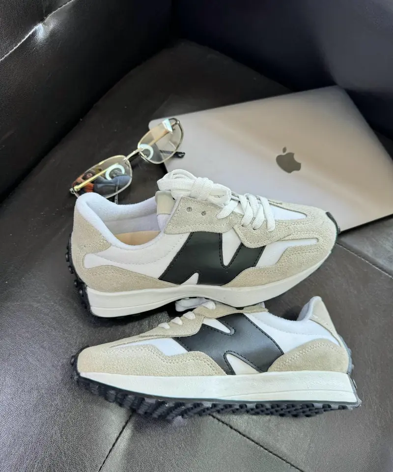 New Balance 327 - Arena