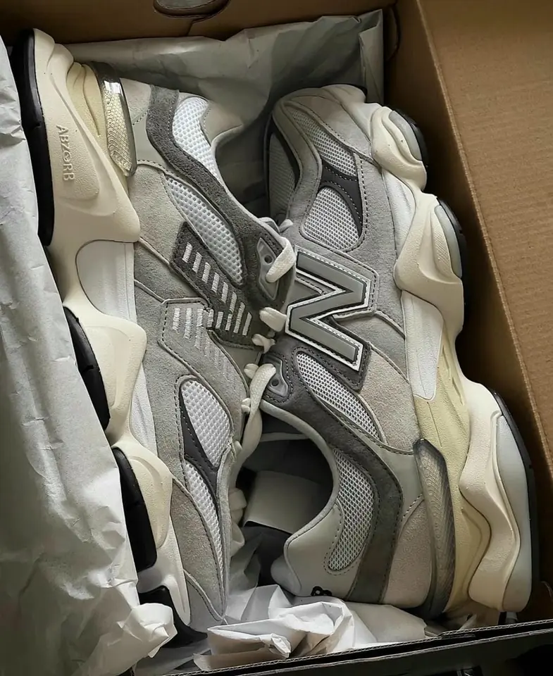 New Balance 9060 Gris