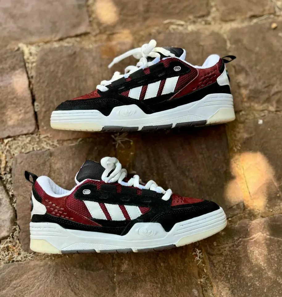 Adi2000 - Bordeaux Black