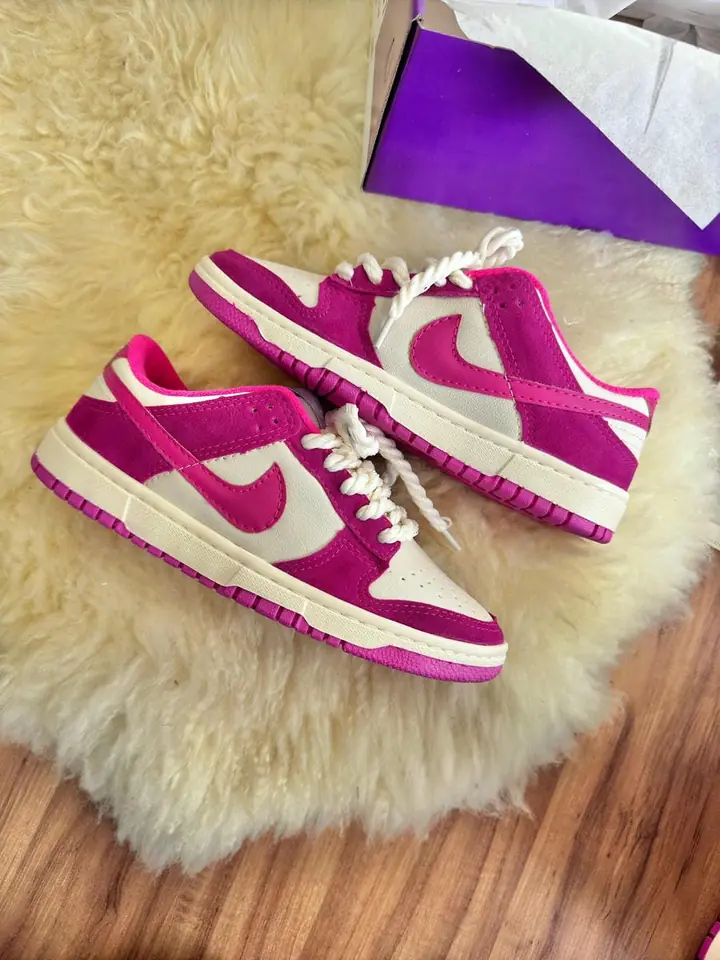 Dunk Low - Lucid Fuxia