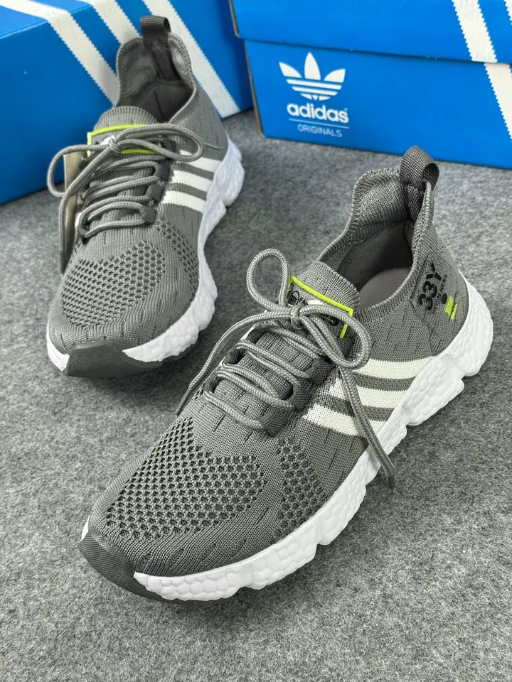 Adidas 33Y - Gris