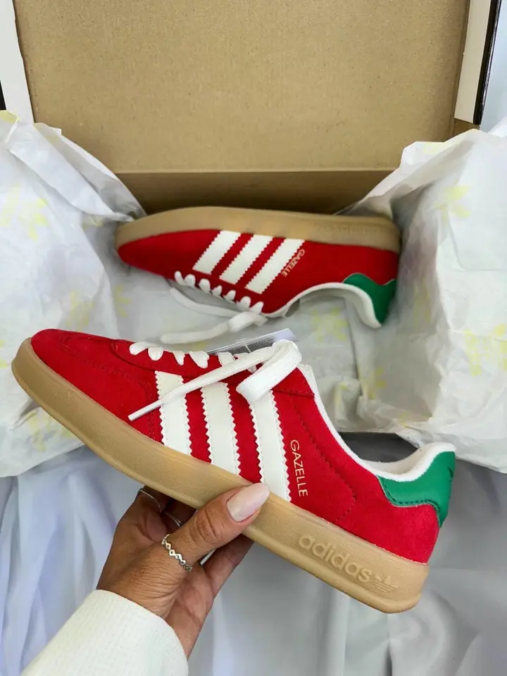 Gazelle - Hot Red & Touch Green