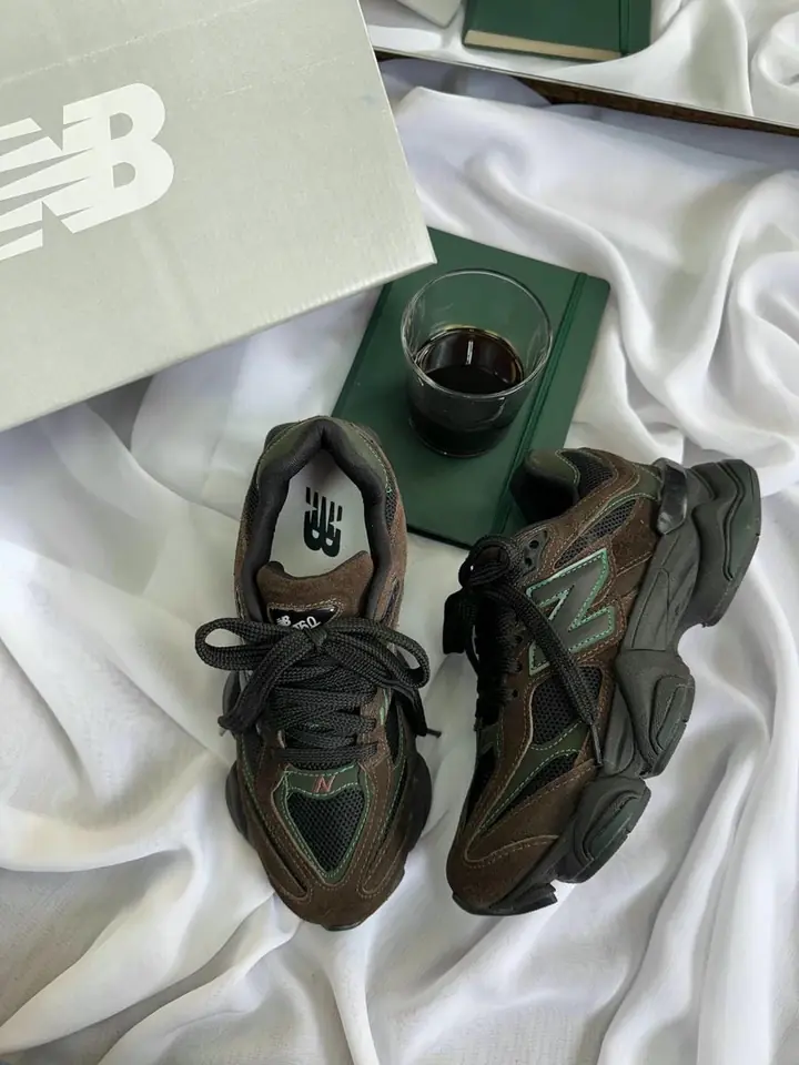New Balance 9060 - Earth Shadow