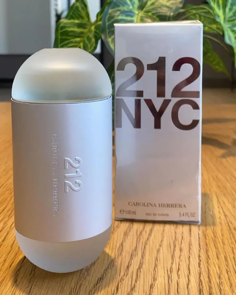 212 Women - Carolina Herrera