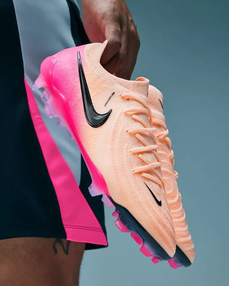 Nike Phantom GX II