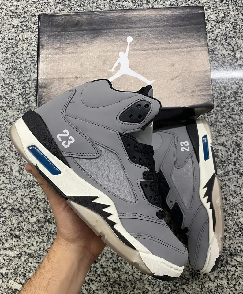 Air Jordan 13 - Gris