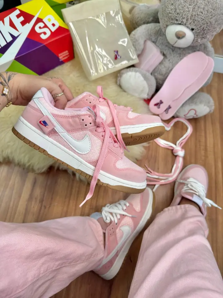 Dunk Low Teddy - Pink Women's