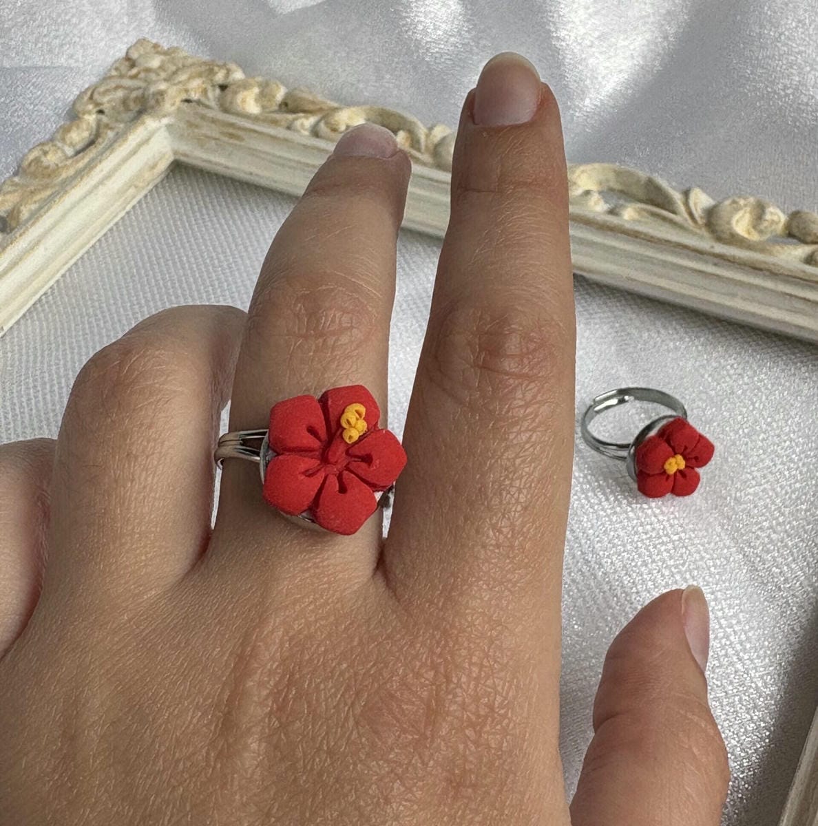 Hibisco Rojo · Anillo