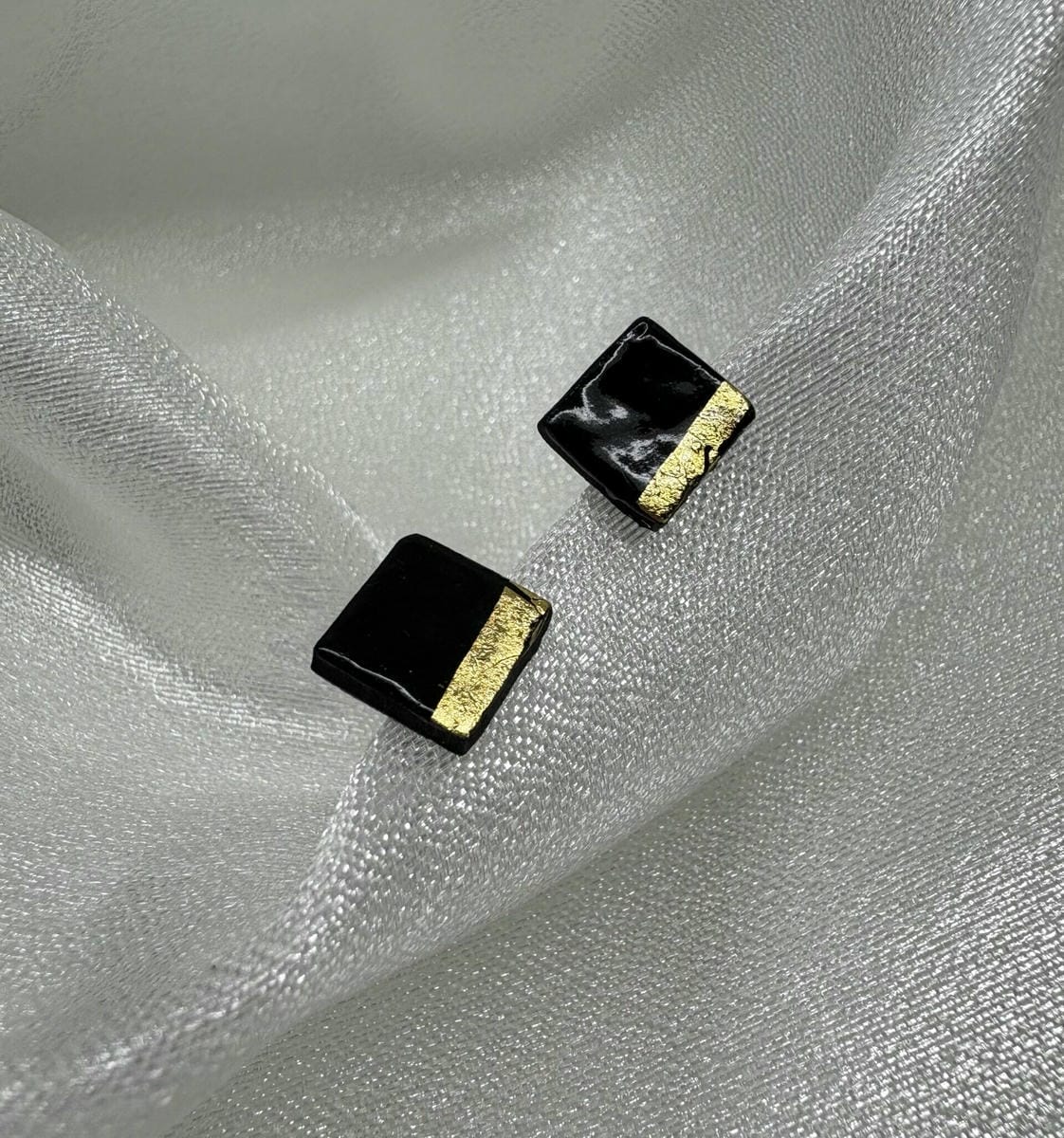 Lux Noir · Mini Cuadrada