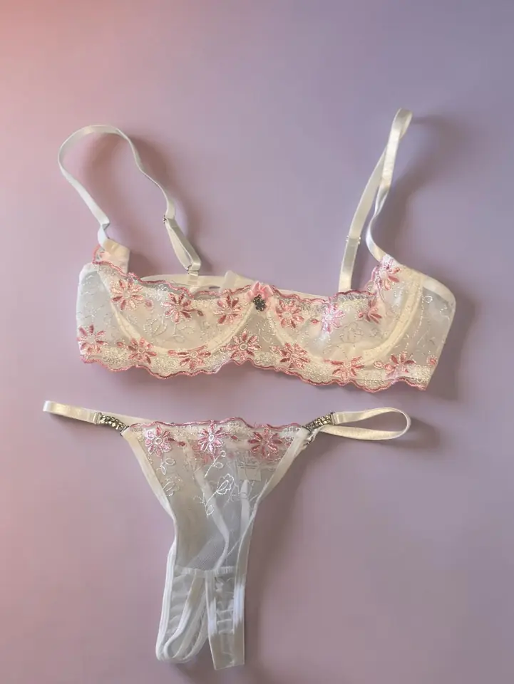 Conjunto con abertura Miley