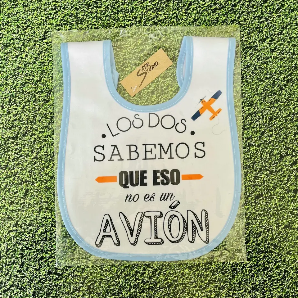 Babero Avión