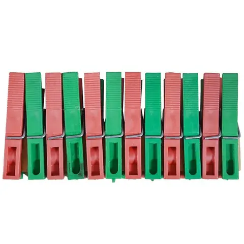 Palillo para ropa x 12 (Plastico o Madera)