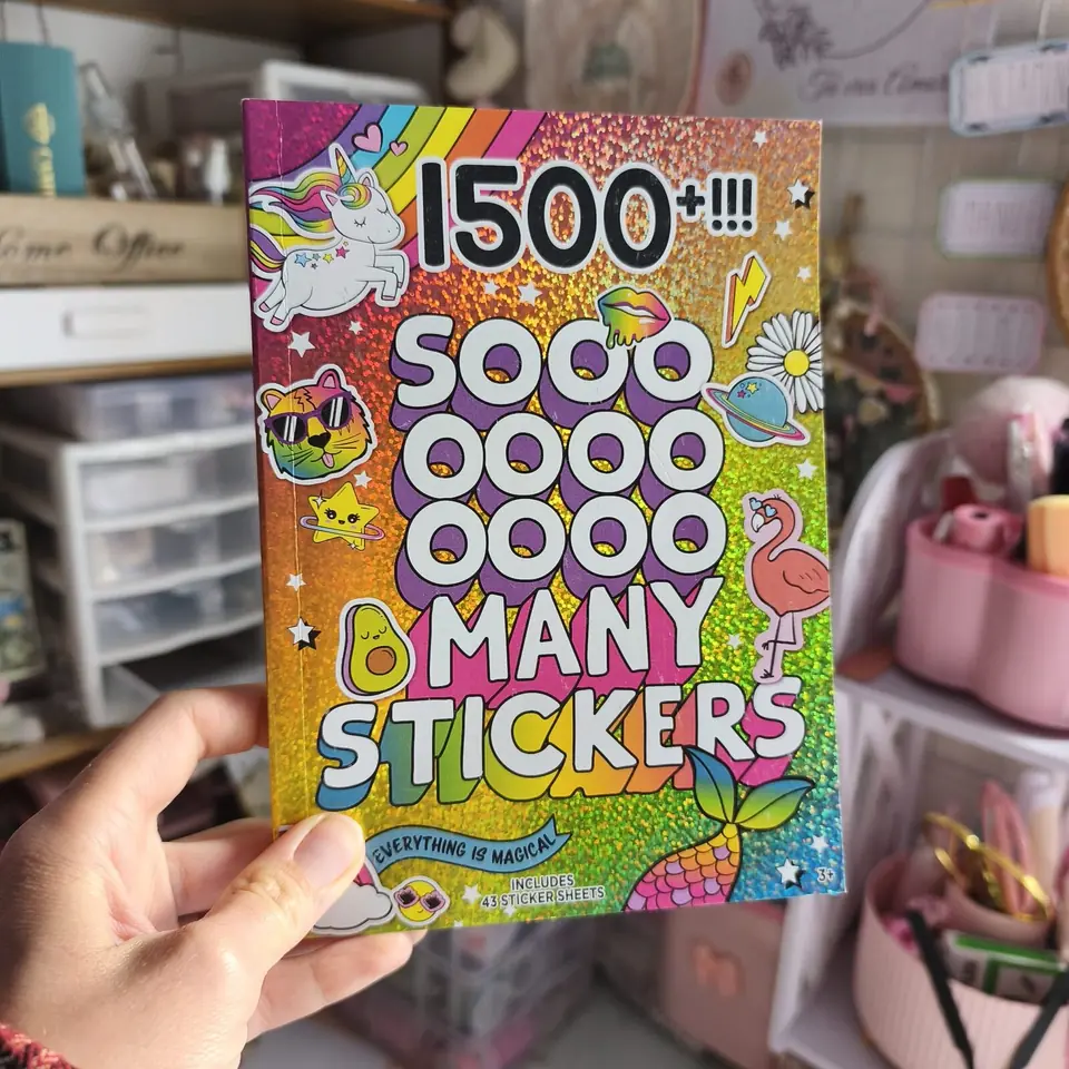 Libro de stickers +1500