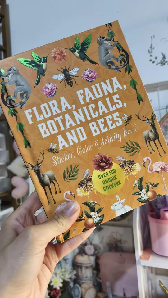 Libro de stickers Flora y fauna