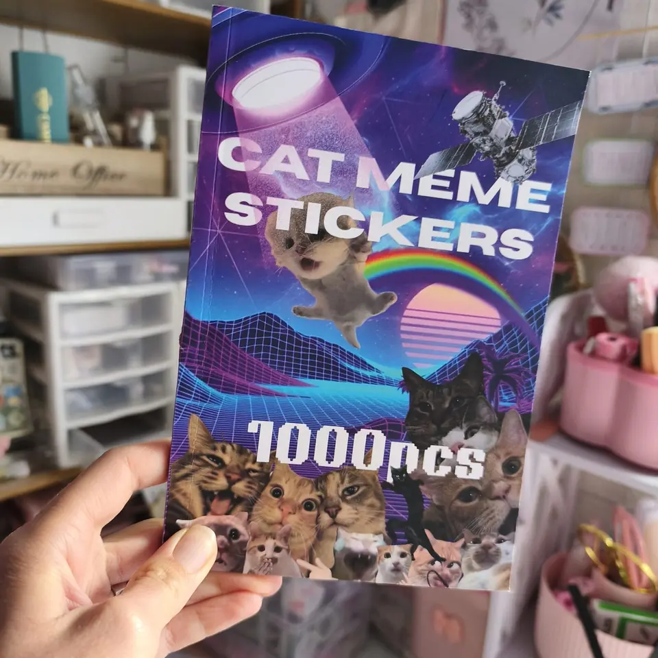 Libro de stickers Memes