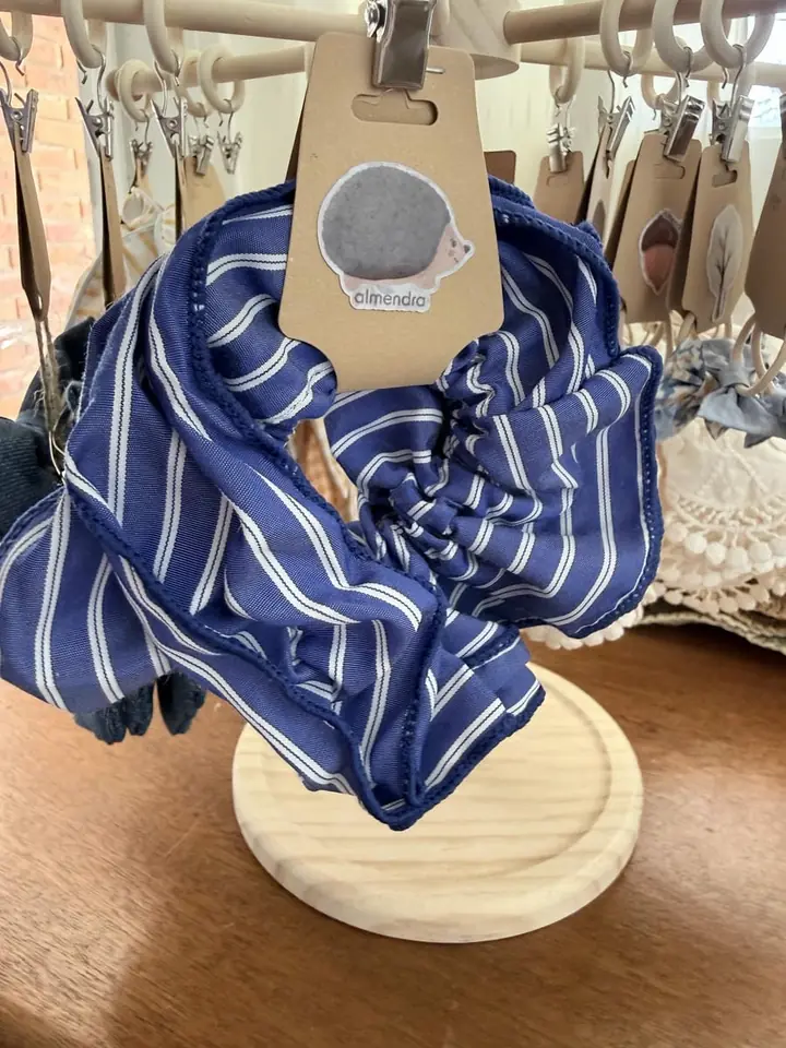 Scrunchie doble azul