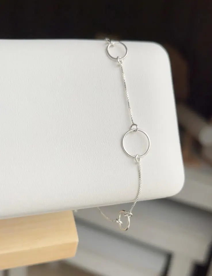 PULSERA CON CIRCULOS