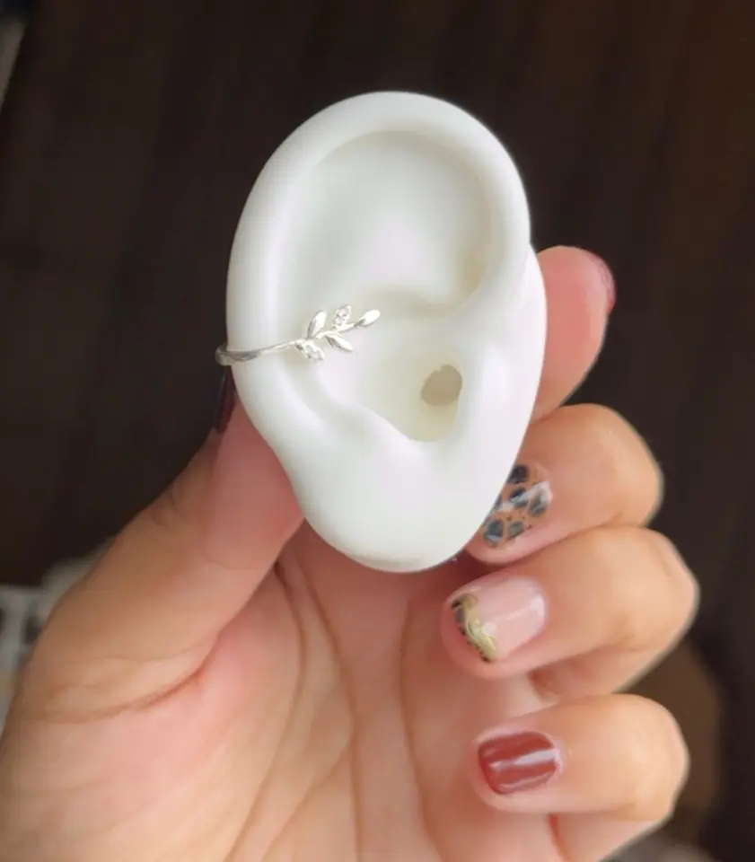 EAR CUFF HOJITAS