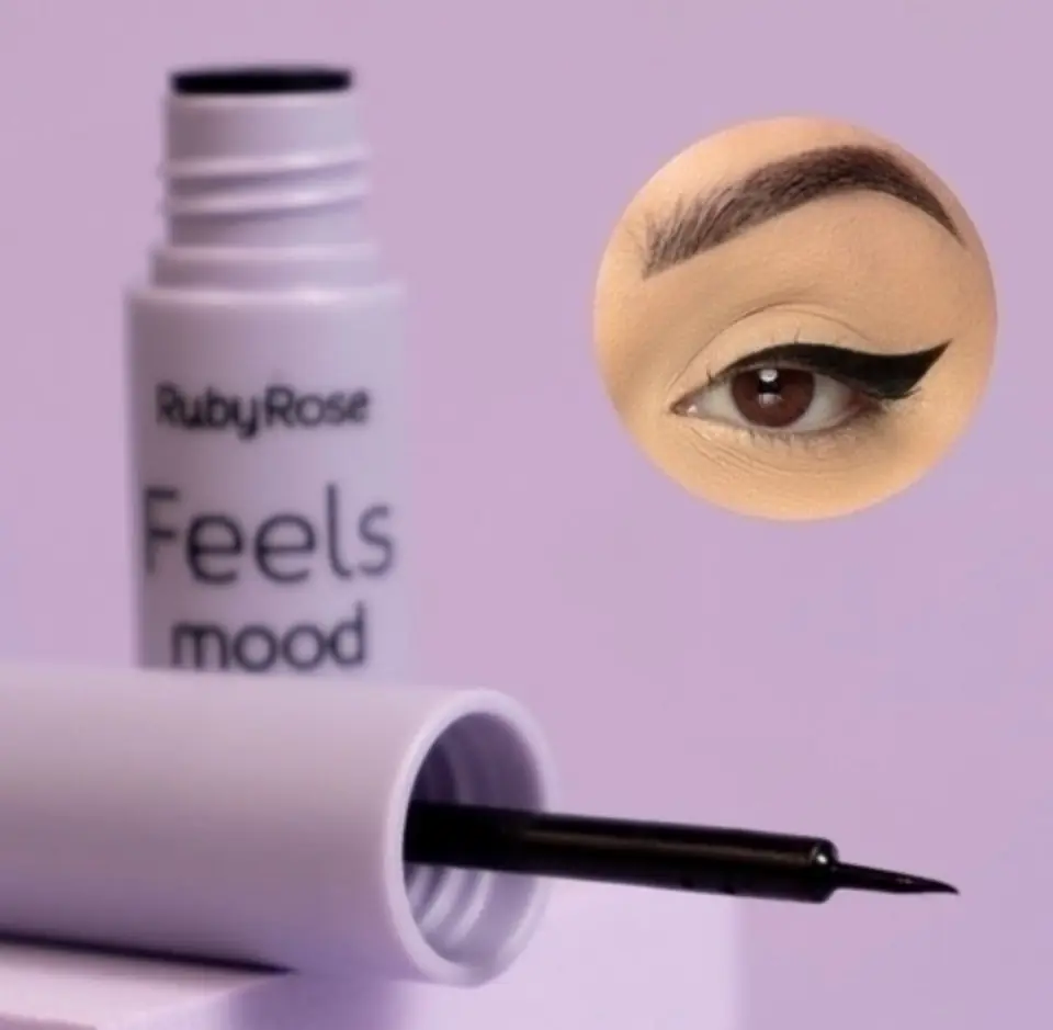 Delineador líquido feels mood de Ruby rose