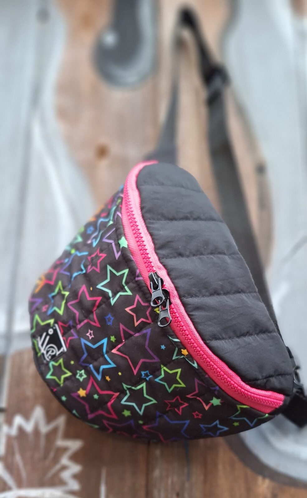 Riñonera estrellas colores