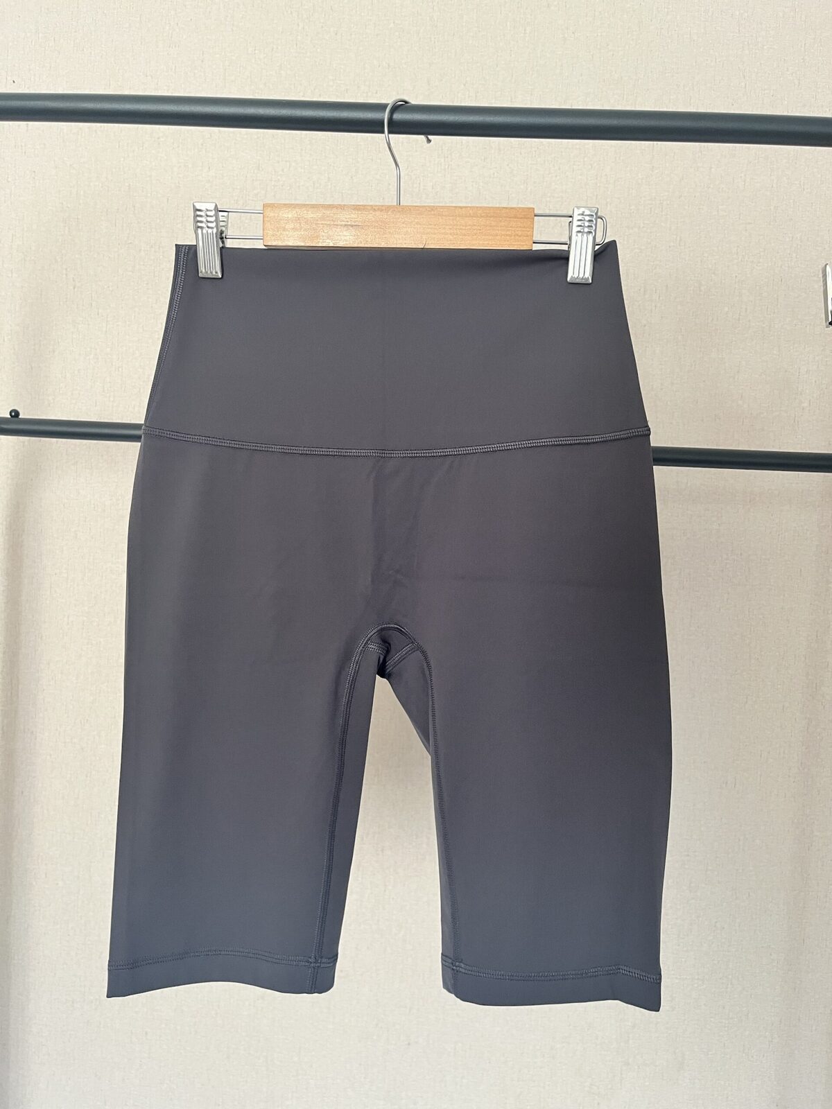 Biker - Titanium Gray