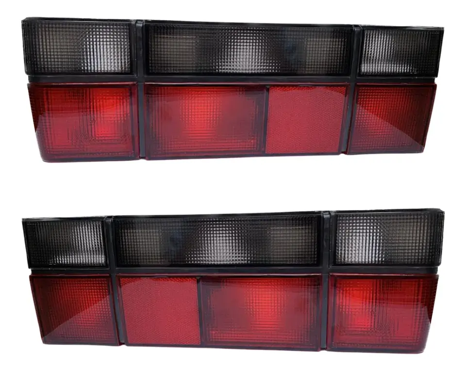 Par de luces traseras para Gol Quad. 87 88 89 90 01 92 93 94