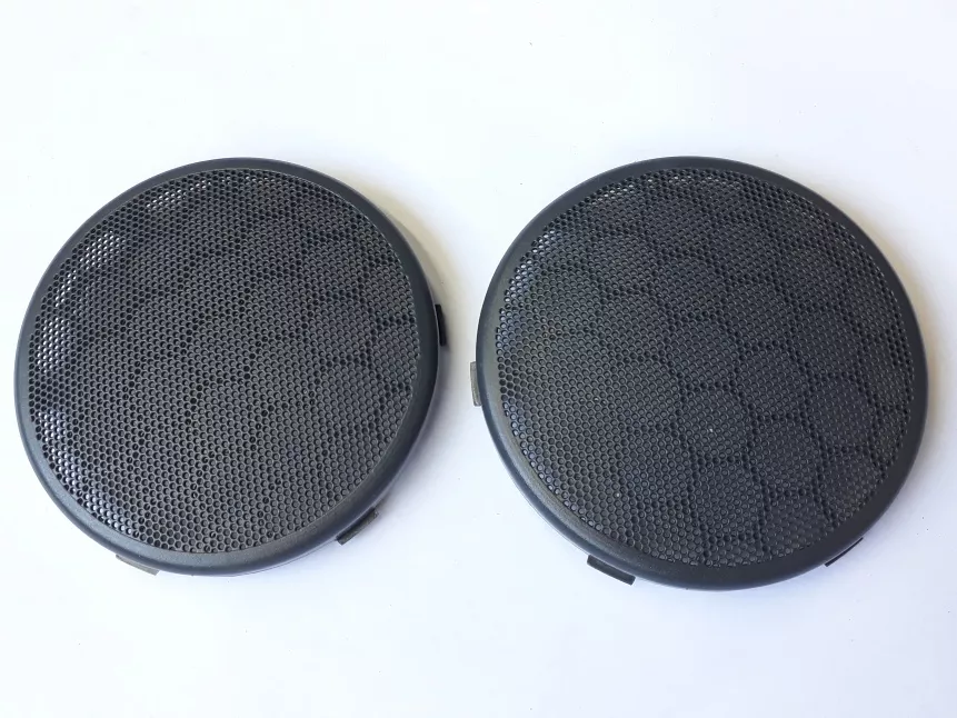 Par de rejillas de parlantes traseras Grafito Originales Gol G2 G3 G4