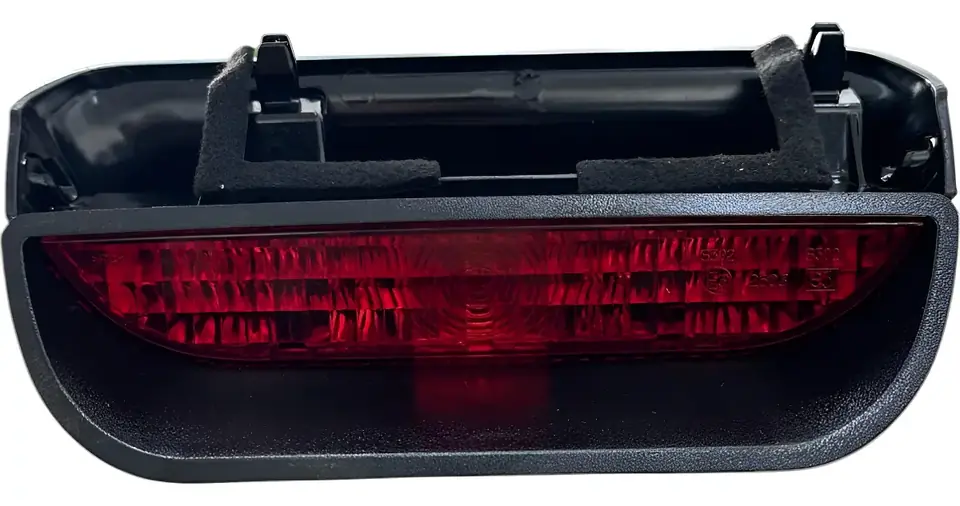Tercera luz de freno Sandero 2012 Original 8200526429
