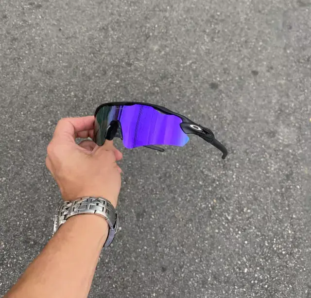 REV PREMIUM 19