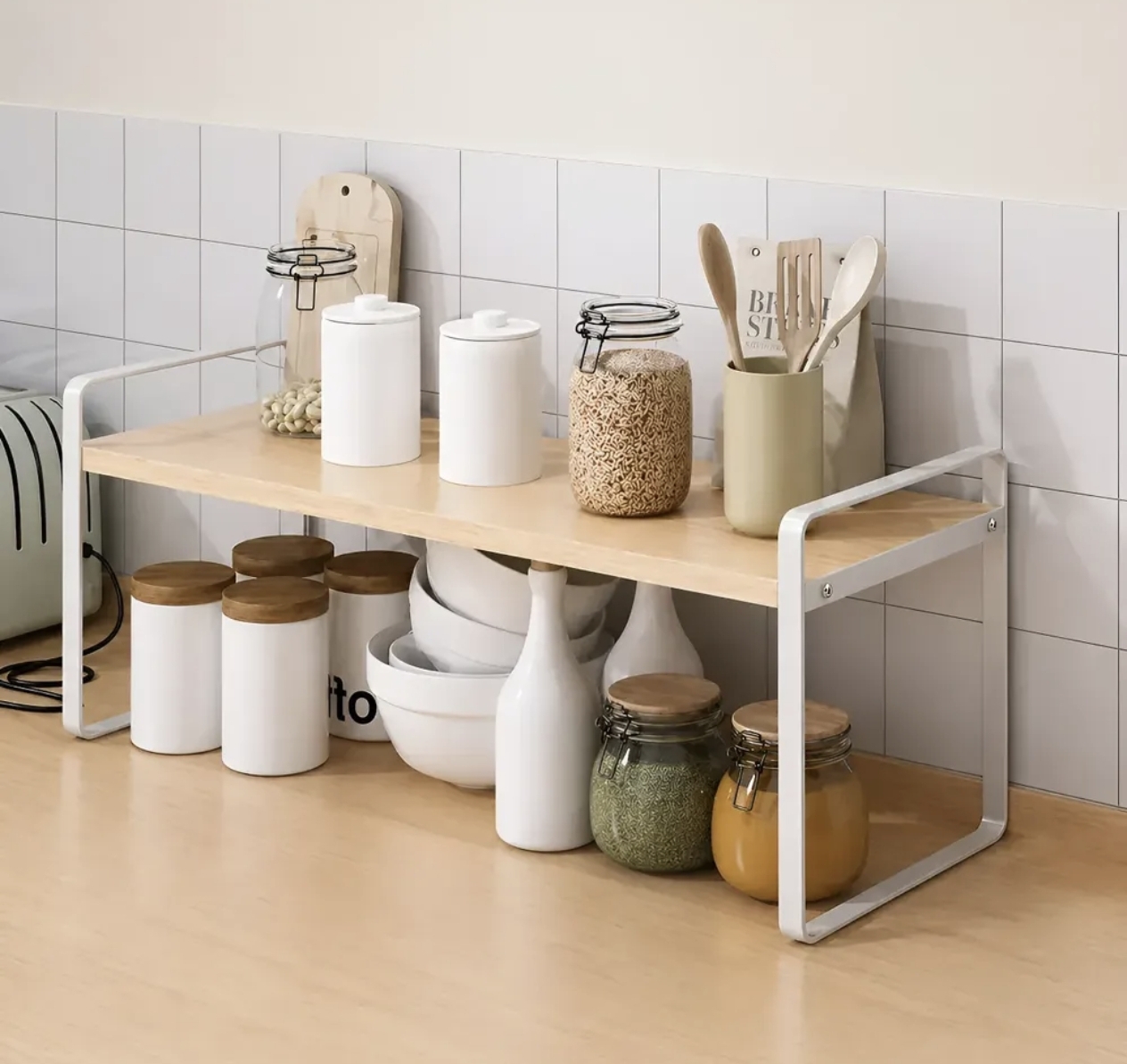 Estante organizador en metal y madera
