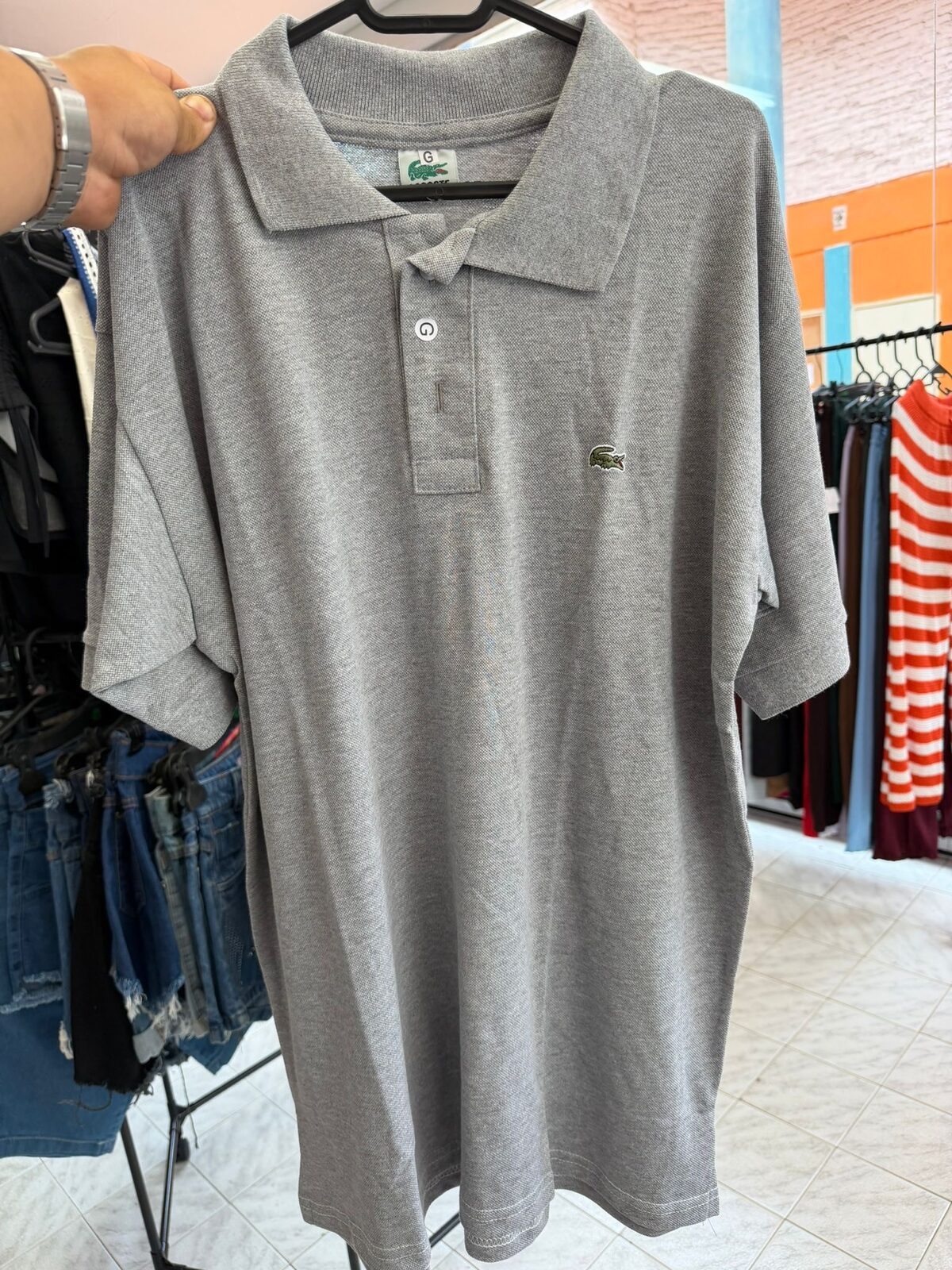 Remera de cuello