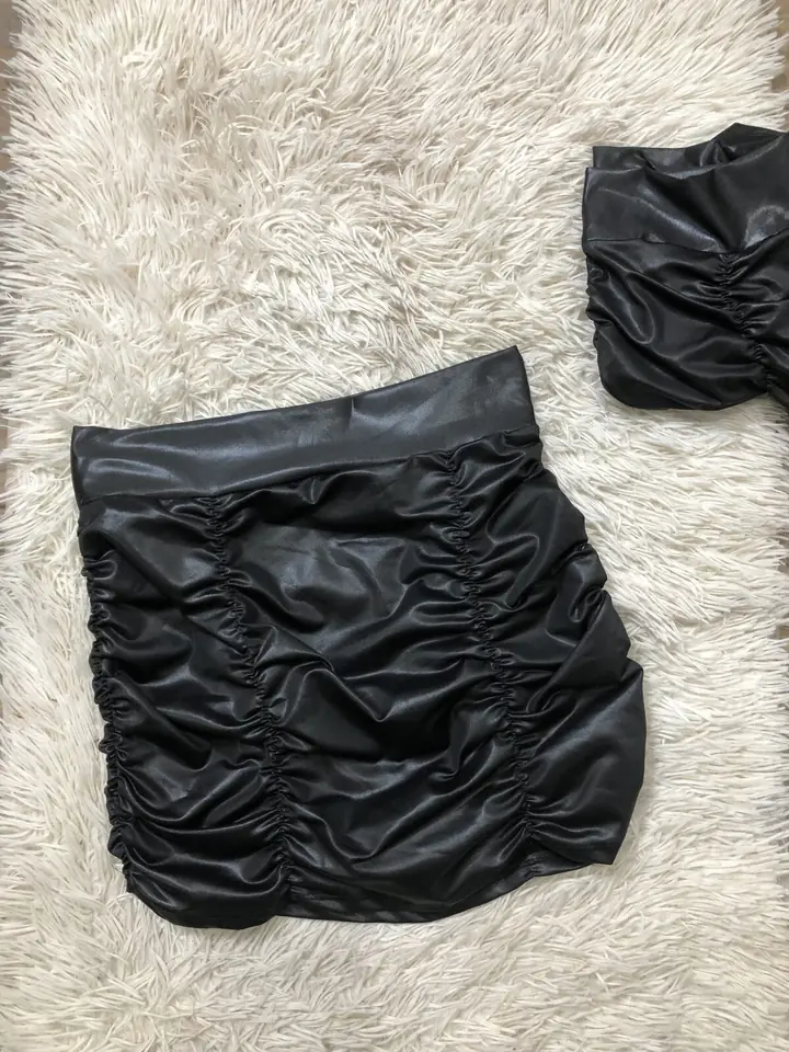 Pollera cuerina frunce