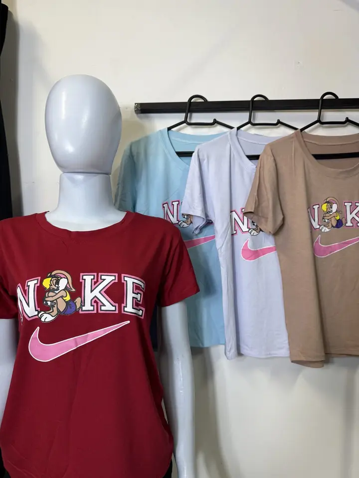 Blusa Nike estampada