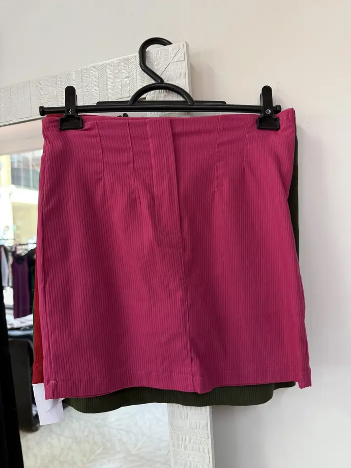 Short pollera