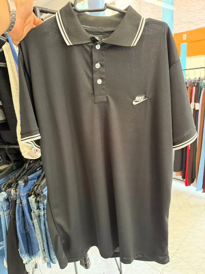 Remera de cuello