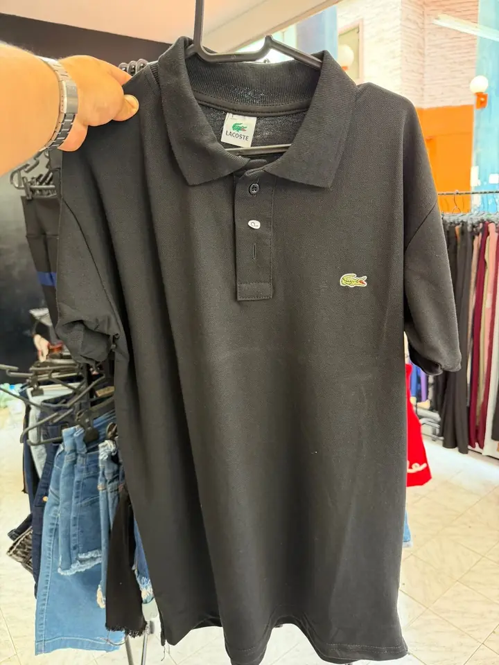 Remera de cuello