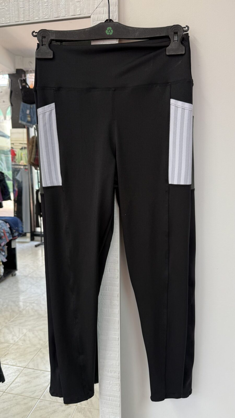Calza con bolsillo renda