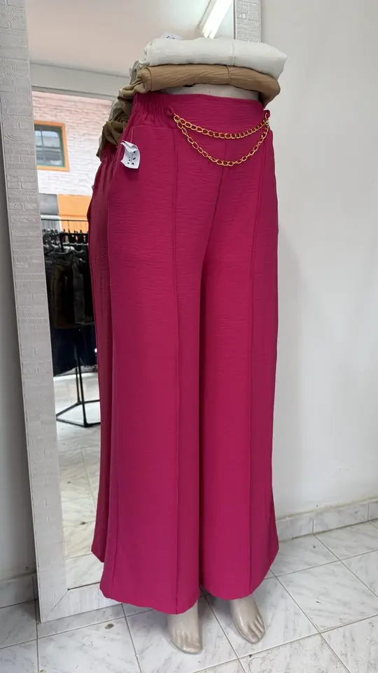 Pantalona con cadenas