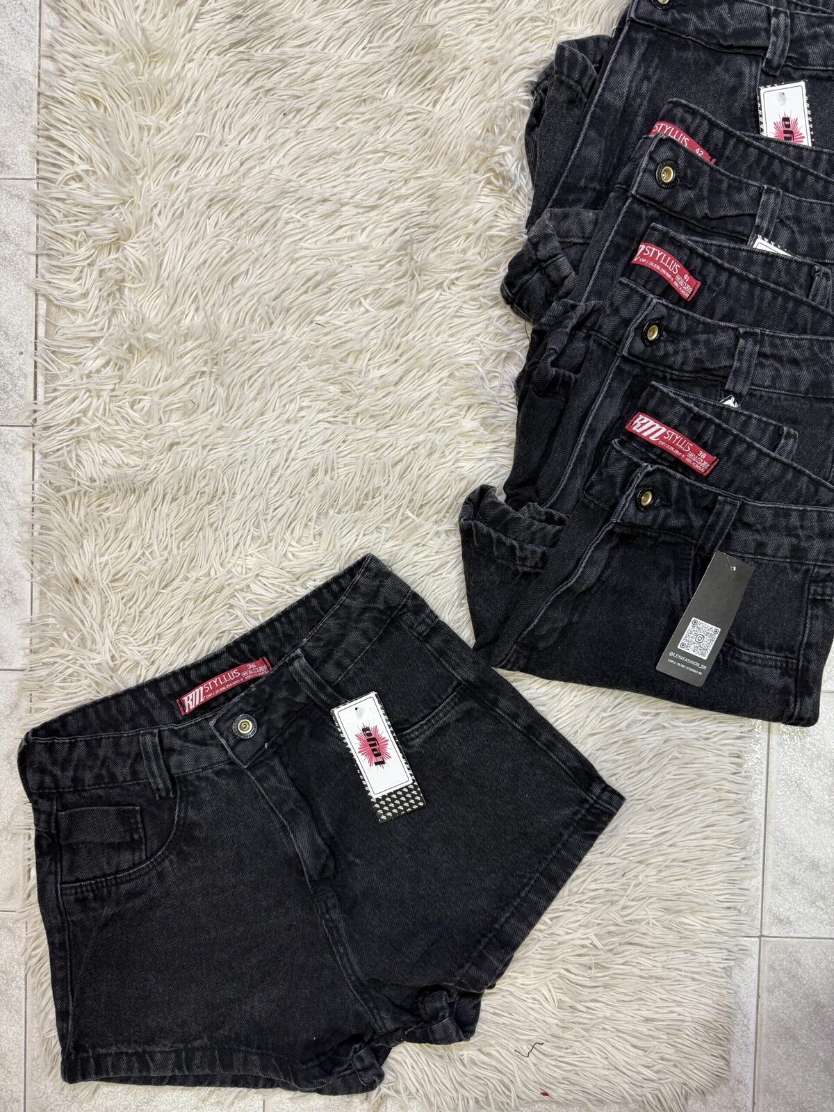 Short Jeans
